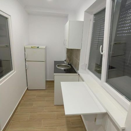 Militari Studio Roşu Zewnętrze zdjęcie
